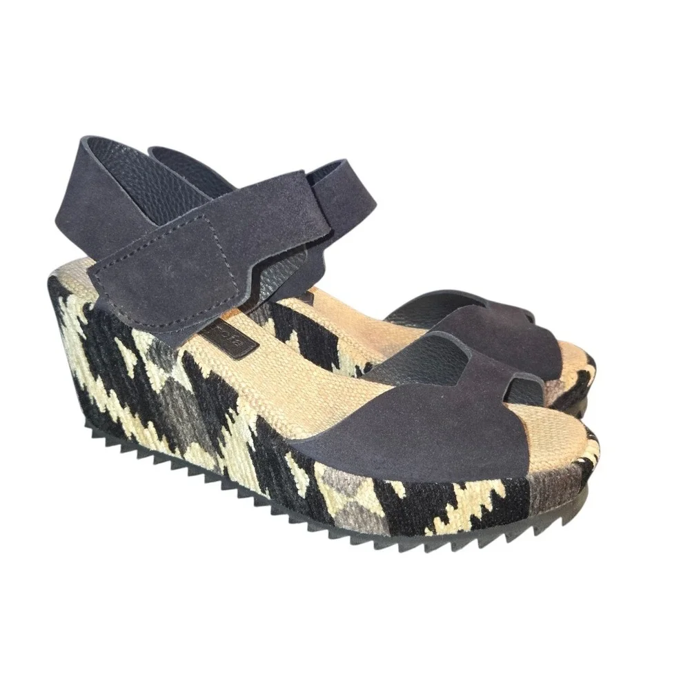 Pedro Garcia Wedge Sandals Womens 36 Black & Tan Tapestry & Suede Platform Spain